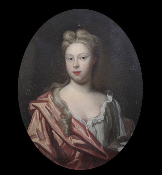Early 18th century English School Portrait of a lady oval
